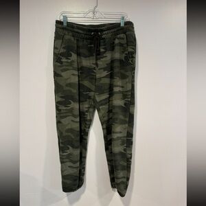 Camo Wild Fable‎ sweatpant joggers